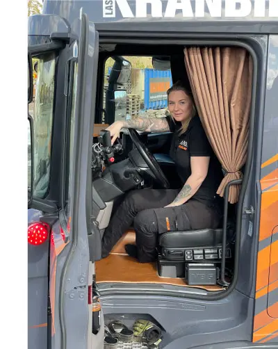 Amanda Lagerstrand Borg - Mercus Yrkeskläder